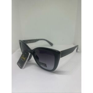 Giselle Contemporary Collection UV400 Cat Eye Sunglasses New with Tags